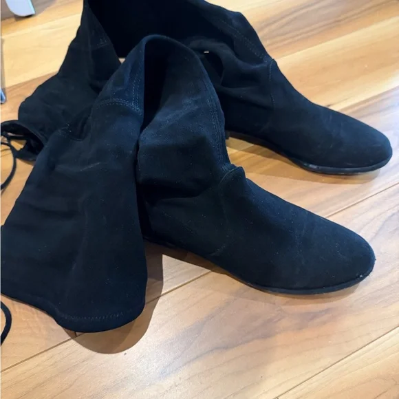 Stuart Weitzman Lowland black suede size 7 - Picture 4 of 6